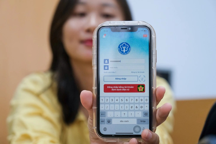 Sổ BHXH điện tử v&agrave; thẻ BHYT: Thay đổi quan trọng người d&acirc;n cần biết năm 2026 - Ảnh 1.