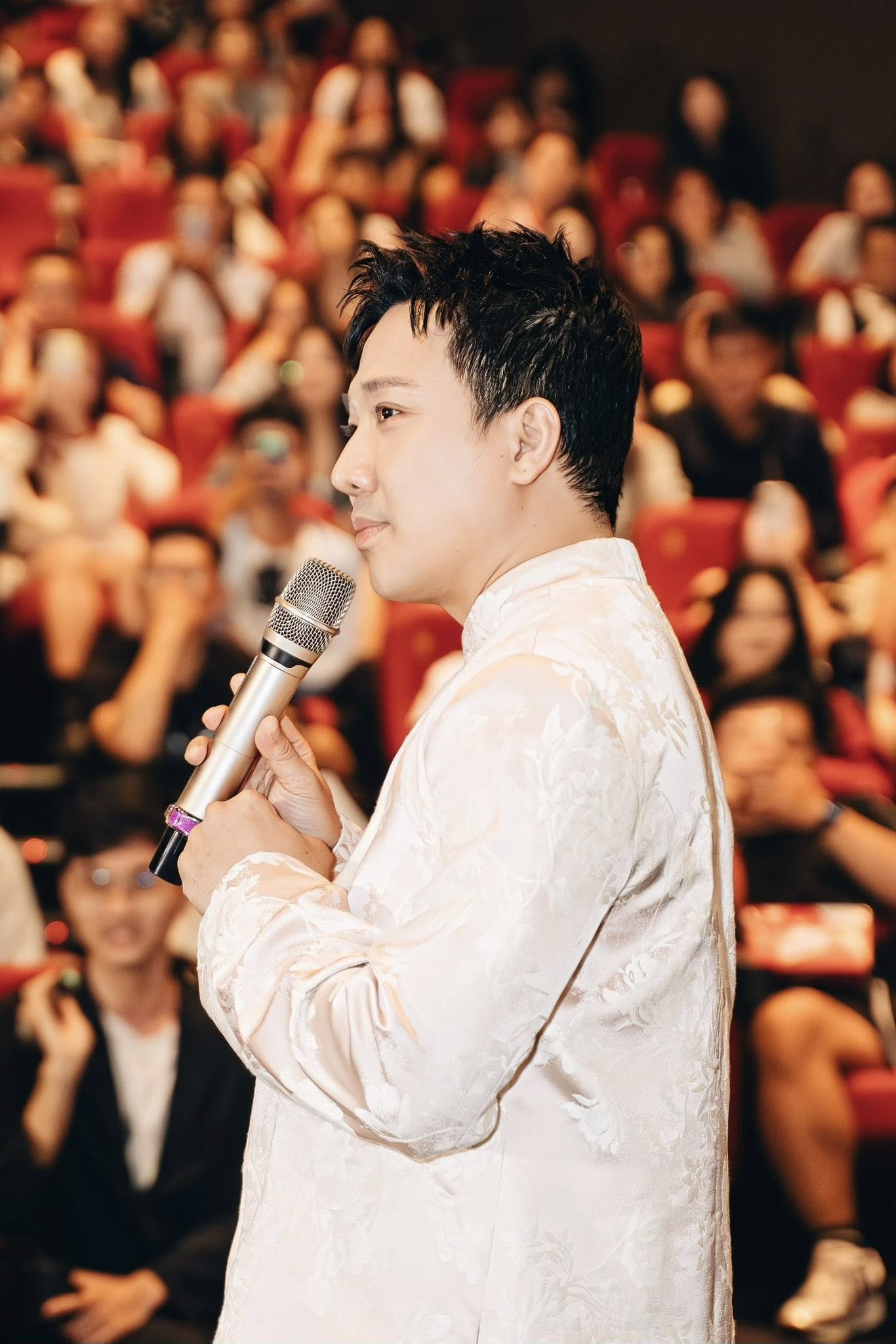 Trấn Th&agrave;nh để lộ người nhận c&aacute;t x&ecirc; cao nhất Thỏ ơi!!: Chỉ diễn 1 ph&uacute;t, l&agrave; c&aacute;i t&ecirc;n kh&ocirc;ng ai ngờ đến   - Ảnh 4.