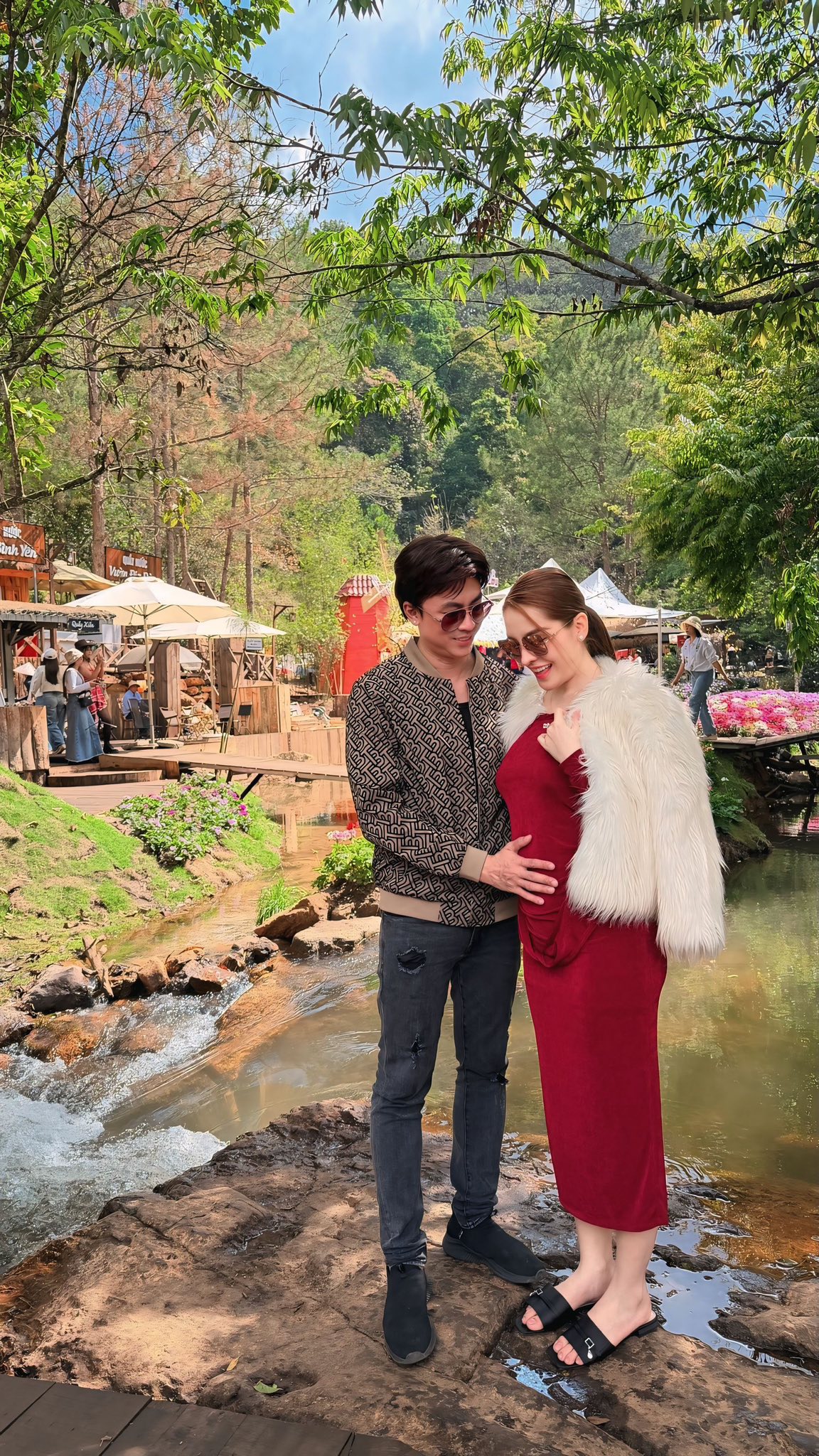 Ch&aacute;u g&aacute;i NSƯT Kim Tiểu Long x&aacute;c nhận mang bầu với nam ca sĩ c&oacute; con ri&ecirc;ng: &ldquo;Ước mơ cũng đ&atilde; th&agrave;nh sự thật&rdquo; - Ảnh 2.