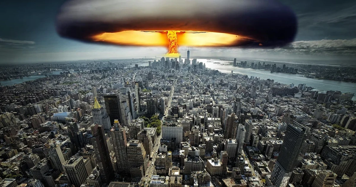 &Ocirc;ng Medvedev chế giễu lời đe dọa r&uacute;t khỏi NATO của Tổng thống Trump - Ảnh 3.