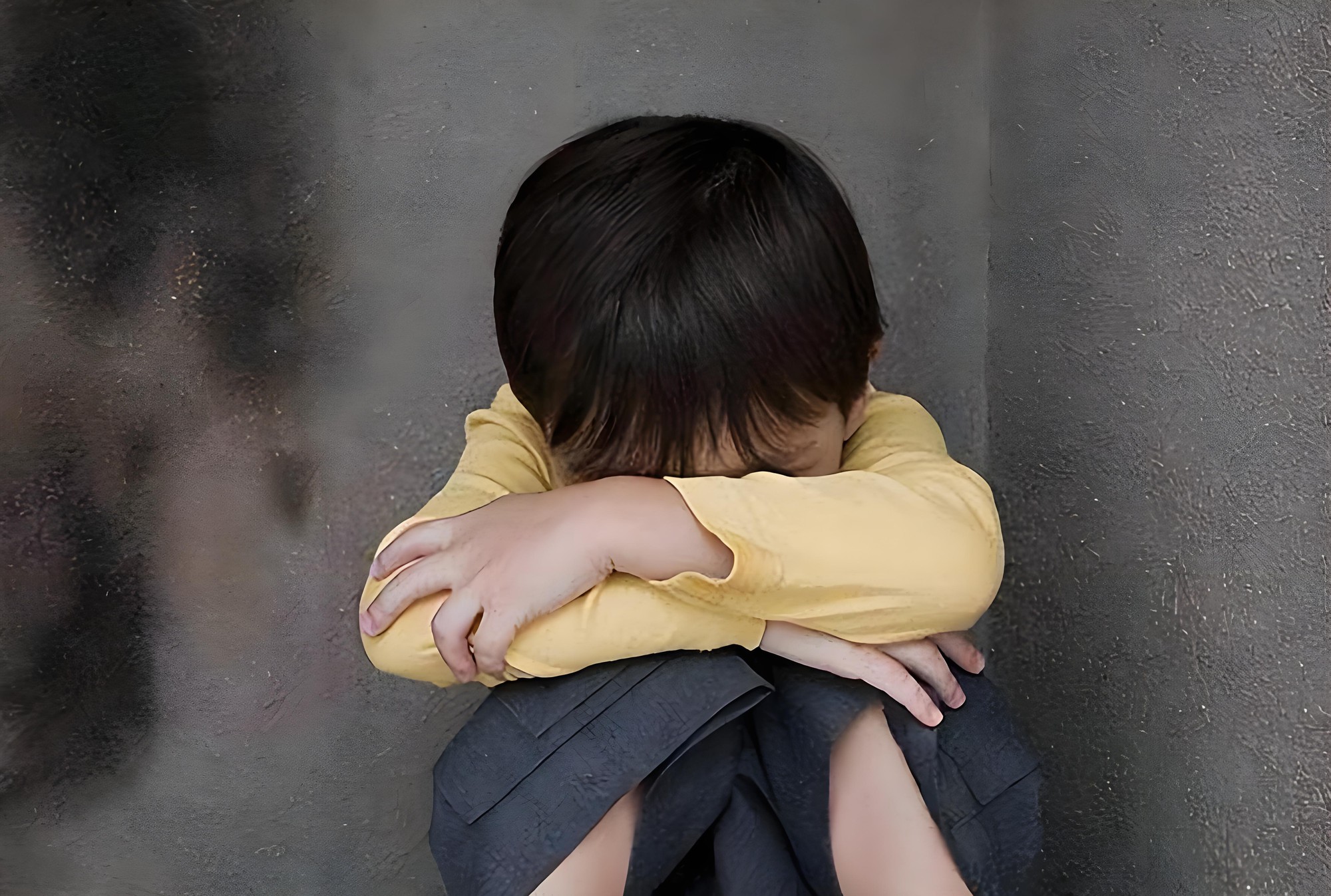 3 h&agrave;nh động nhỏ hủy họai nh&acirc;n c&aacute;ch trẻ trong gia đ&igrave;nh - Ảnh 2.