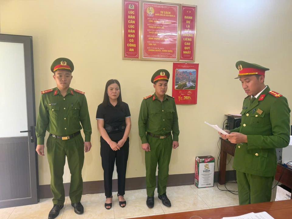 Khởi tố Vũ Thị Bích Ngọc về hành vi cho vay lãi nặng tại Tuyên Quang - Ảnh 1. Khởi tố Vũ Thị Bích Ngọc về hành vi cho vay lãi nặng tại Tuyên Quang - Ảnh 1.