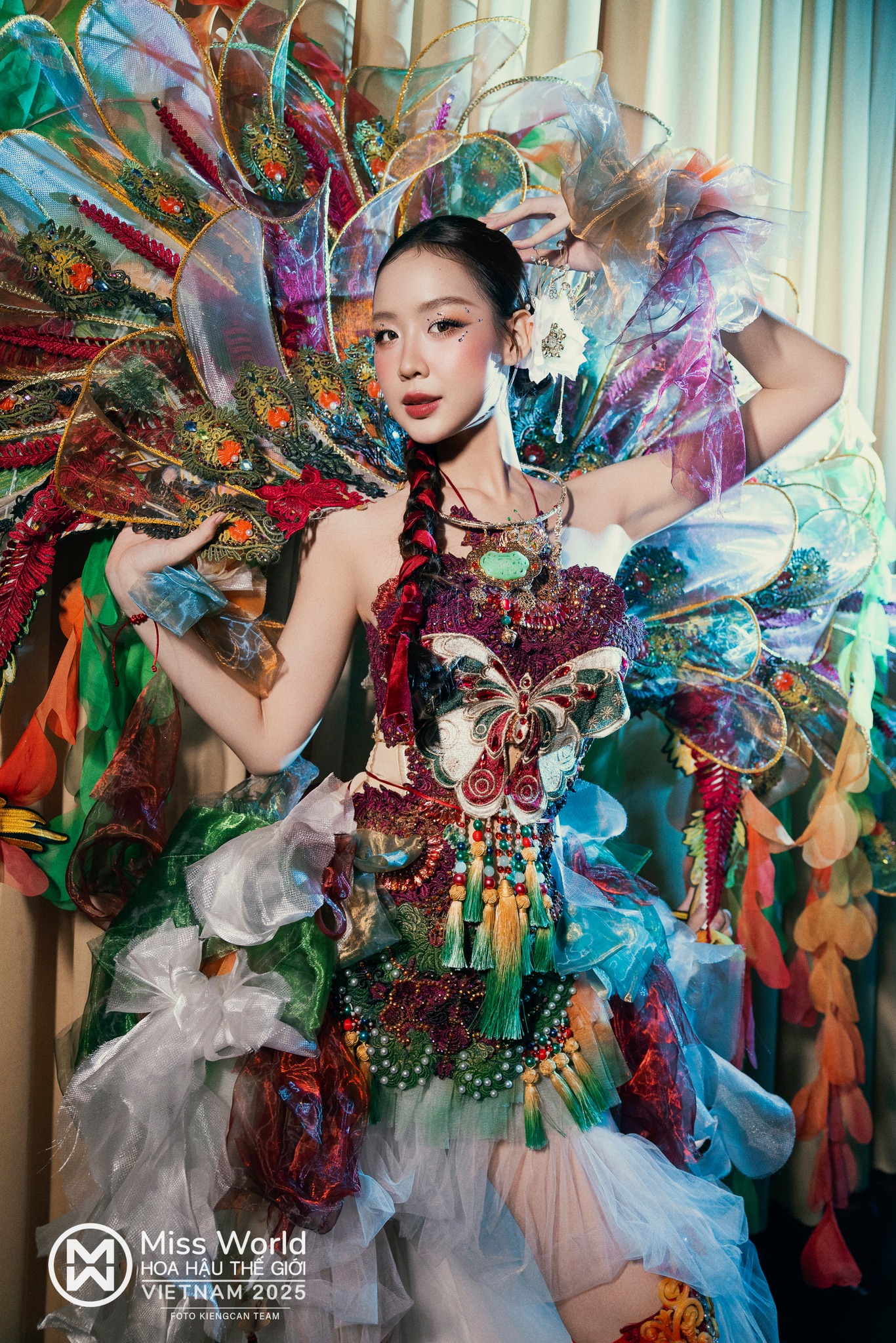 Hoa hậu Bảo Ngọc ph&ocirc; diễn đường cong &ldquo;cực gắt&rdquo;  - Ảnh 6.