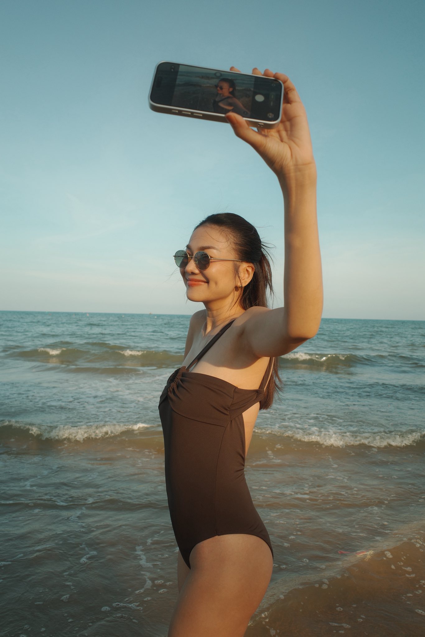 Thanh Hằng si&ecirc;u cuốn h&uacute;t, gợi cảm kh&ocirc;ng thể rời mắt  - Ảnh 5.