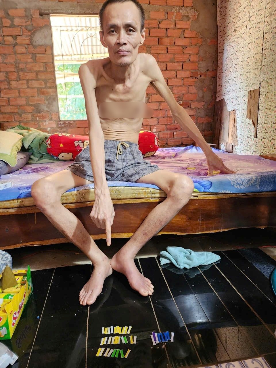 Bắt giữ Ho&agrave;ng Thanh H&ugrave;ng v&agrave; 36 ống h&uacute;t nhựa chứa ma t&uacute;y đ&aacute; tại Đồng Nai - Ảnh 1.