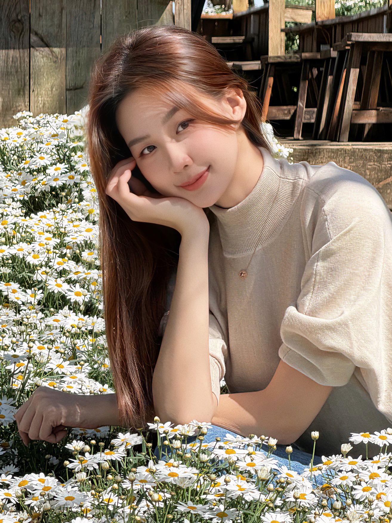 Hoa hậu Bảo Ngọc ph&ocirc; diễn đường cong &ldquo;cực gắt&rdquo;  - Ảnh 7.