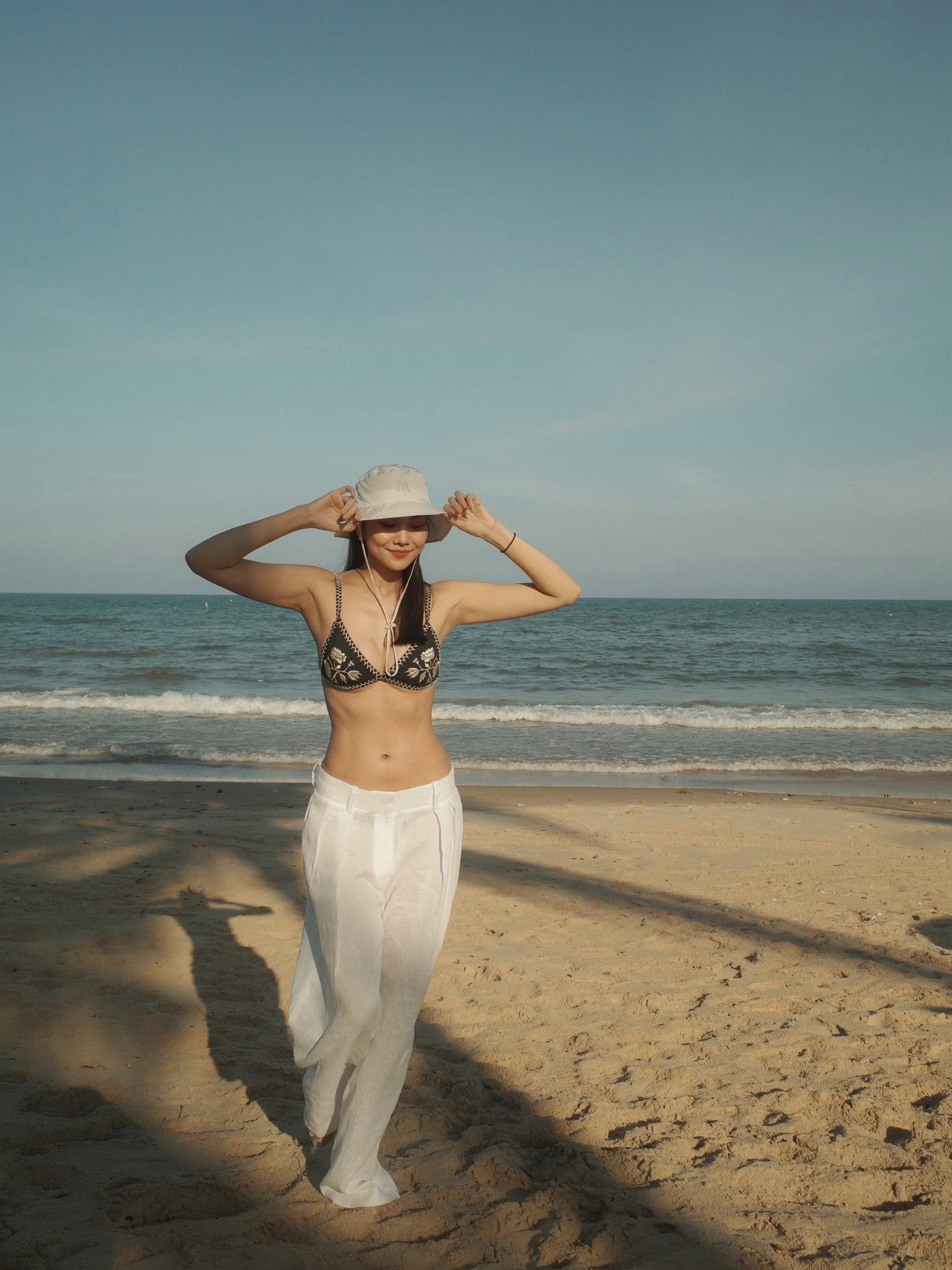 Thanh Hằng si&ecirc;u cuốn h&uacute;t, gợi cảm kh&ocirc;ng thể rời mắt  - Ảnh 8.