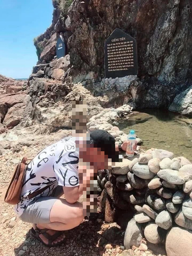 Diễn biến bất ngờ về vụ ca sĩ Juky San mặc bikini, nghi tắm tại Giếng Ti&ecirc;n ở Gia Lai - Ảnh 3.