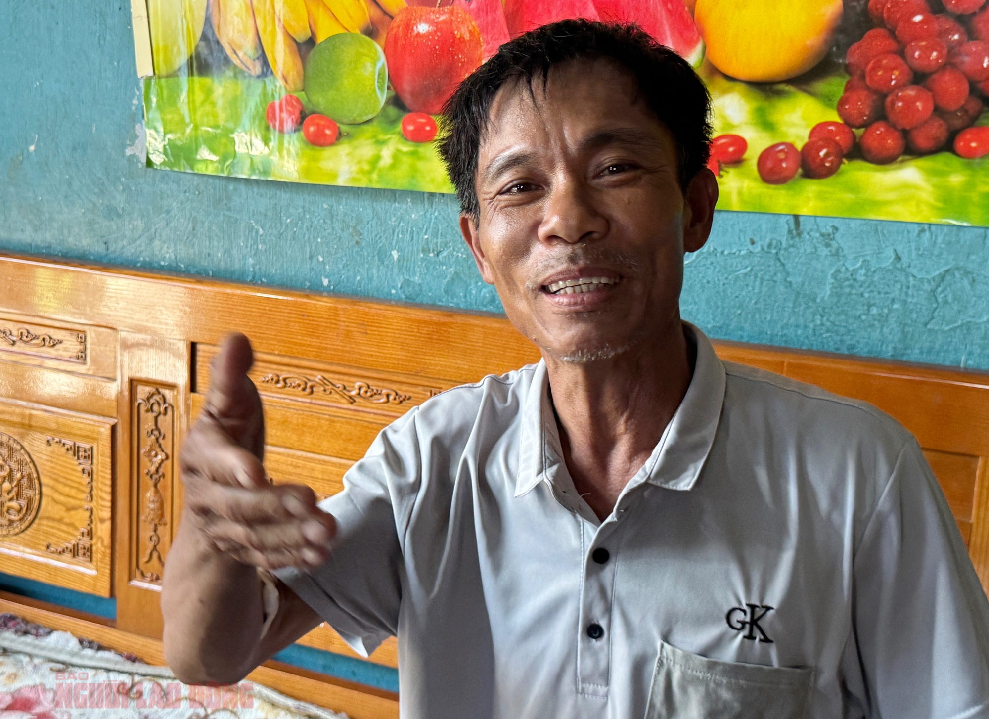 Cứu trẻ nhỏ Đ&agrave; Nẵng: H&agrave;nh động dũng cảm của &ocirc;ng L&ecirc; C&ocirc;ng Quang Giữa s&oacute;ng dữ - Ảnh 1.