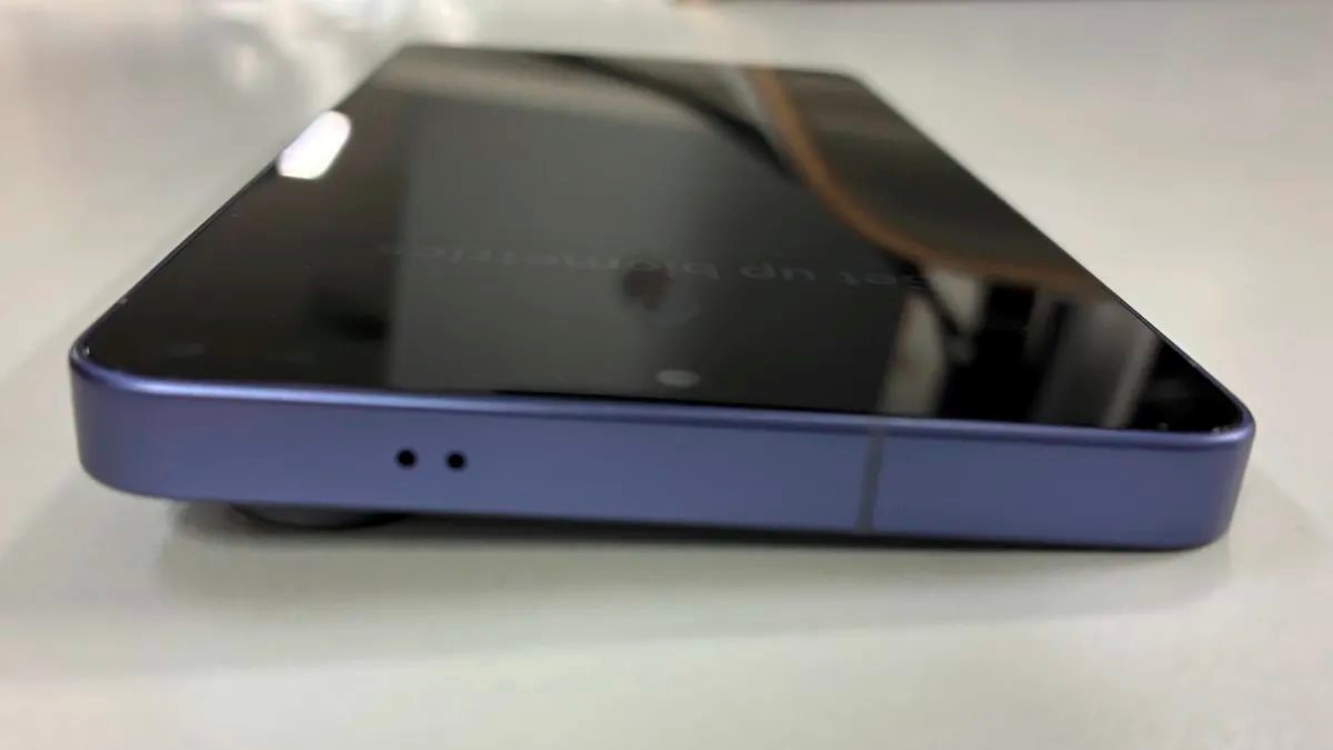 C&acirc;y b&uacute;t c&ocirc;ng nghệ chọn iPhone 16 Pro Max thay Galaxy S26 Ultra v&igrave; l&yacute; do đặc biệt - Ảnh 3.