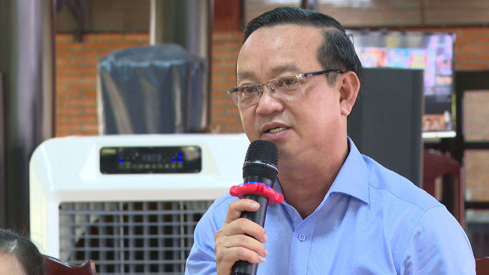 7 Ph&oacute; Chủ tịch v&agrave; 16 Ủy vi&ecirc;n UBND TPHCM nhiệm kỳ mới - Ảnh 7.