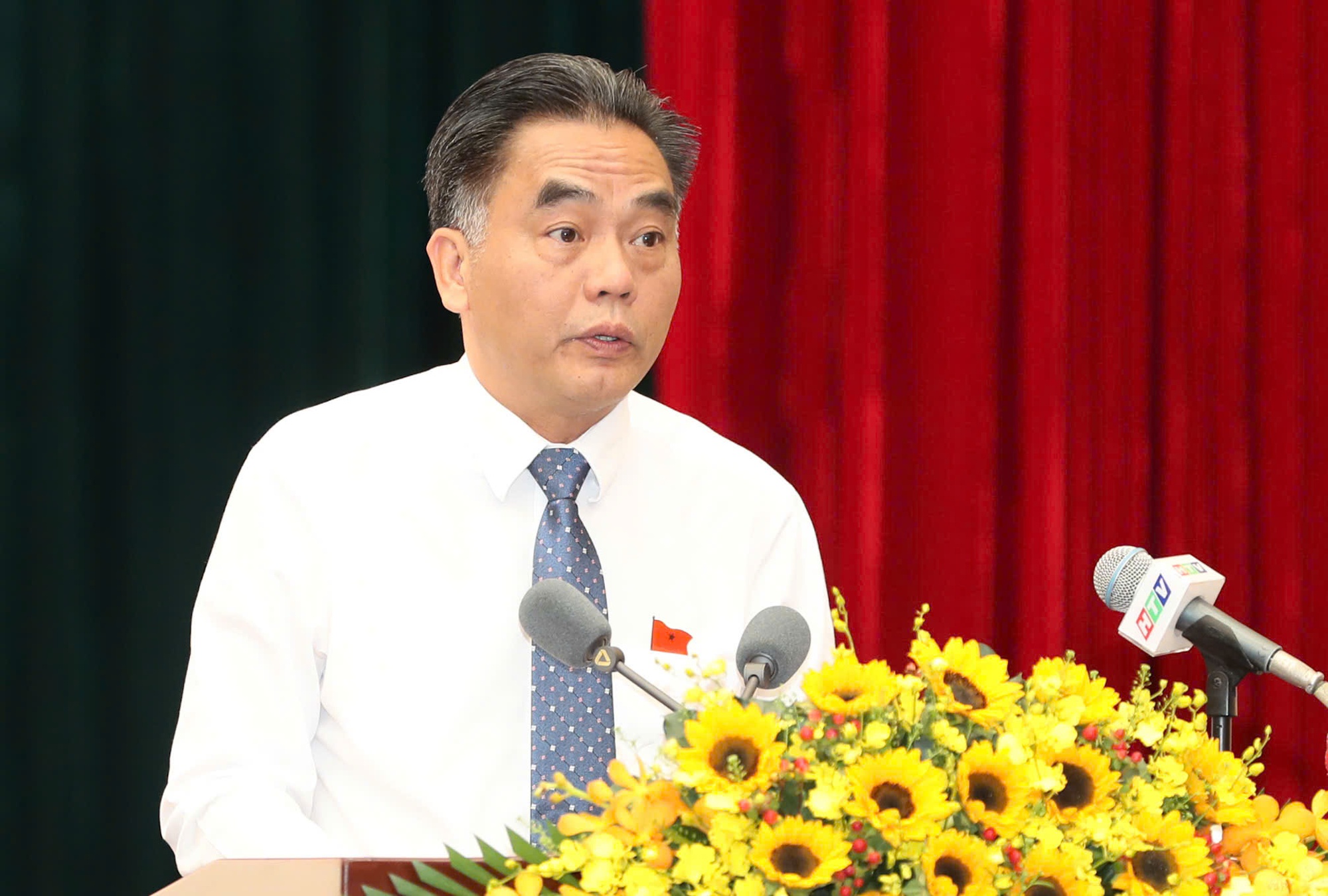 7 Ph&oacute; Chủ tịch v&agrave; 16 Ủy vi&ecirc;n UBND TPHCM nhiệm kỳ mới - Ảnh 3.