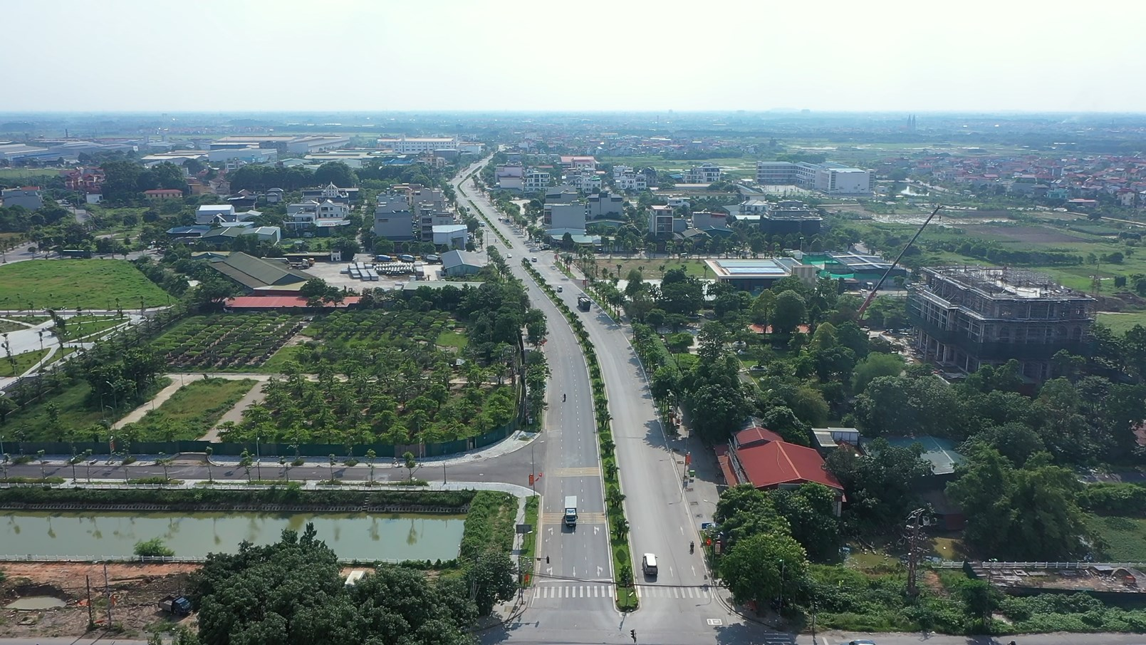 Vingroup của tỷ ph&uacute; Phạm Nhật Vượng c&ugrave;ng 3 x&atilde; ở H&agrave; Nội lấy &yacute; kiến người d&acirc;n về quy hoạch 1/500 của KĐT rộng hơn 385 ha - Ảnh 1.