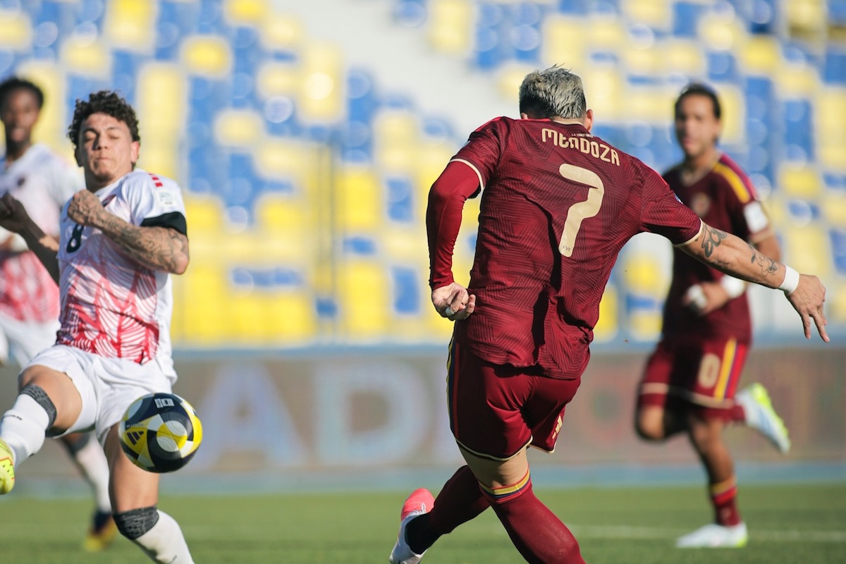 Đối thủ cạnh tranh tụt dốc nghiêm trọng, đội tuyển Việt Nam bỗng nhiên hưởng lợi - Ảnh 1. Đối thủ cạnh tranh tụt dốc nghiêm trọng, đội tuyển Việt Nam bỗng nhiên hưởng lợi - Ảnh 1.