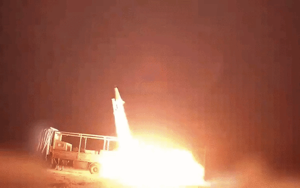 Đối mặt nguy hiểm bủa v&acirc;y, Mỹ c&oacute; cho qu&acirc;n đổ bộ Iran? - Ảnh 2.