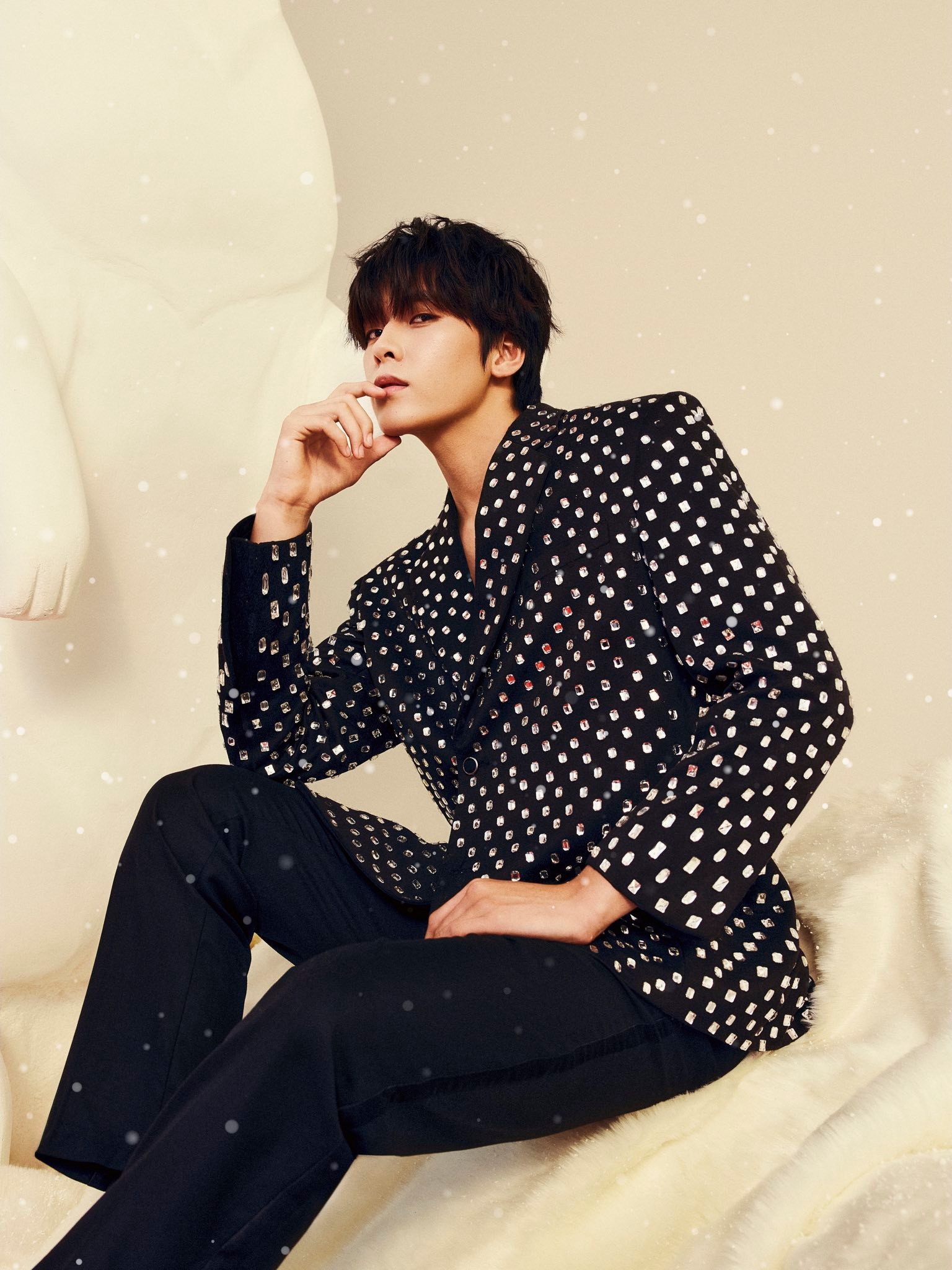 Vĩnh Đam một lần nói hết tin đồn: Từ "khoảnh khắc tình tứ" với Trấn Thành đến đại gia chống lưng - Ảnh 2. Vĩnh Đam một lần nói hết tin đồn: Từ "khoảnh khắc tình tứ" với Trấn Thành đến đại gia chống lưng - Ảnh 2.