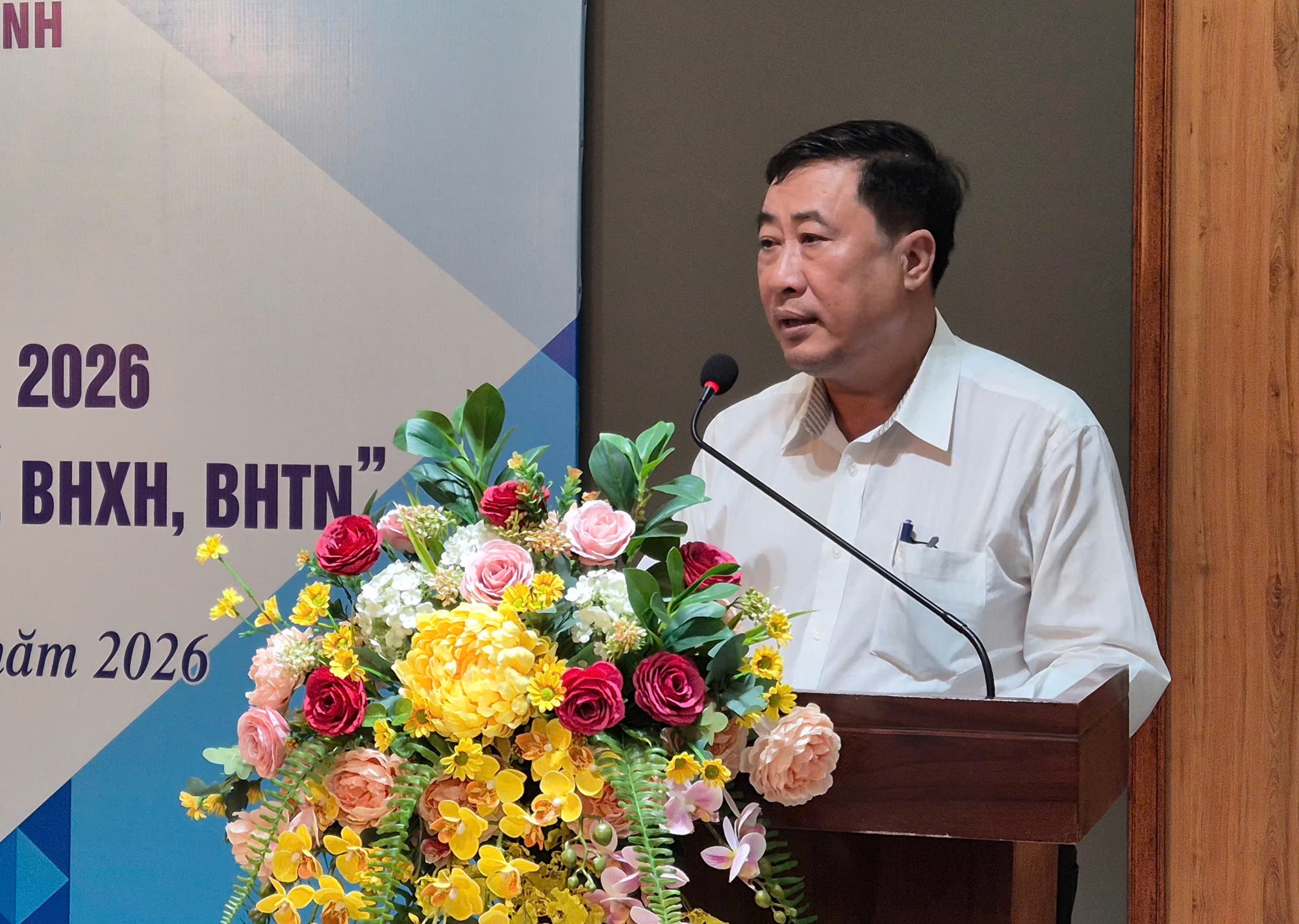 Th&aacute;o gỡ vướng mắc về BHXH, BHTN cho doanh nghiệp - Ảnh 1.