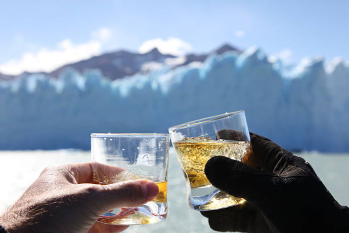 Vì sao người Mỹ uống nước đá quanh năm? 19 istockphoto 173868441 612x612 1 14320434 1774956373390 17749563737731832989625