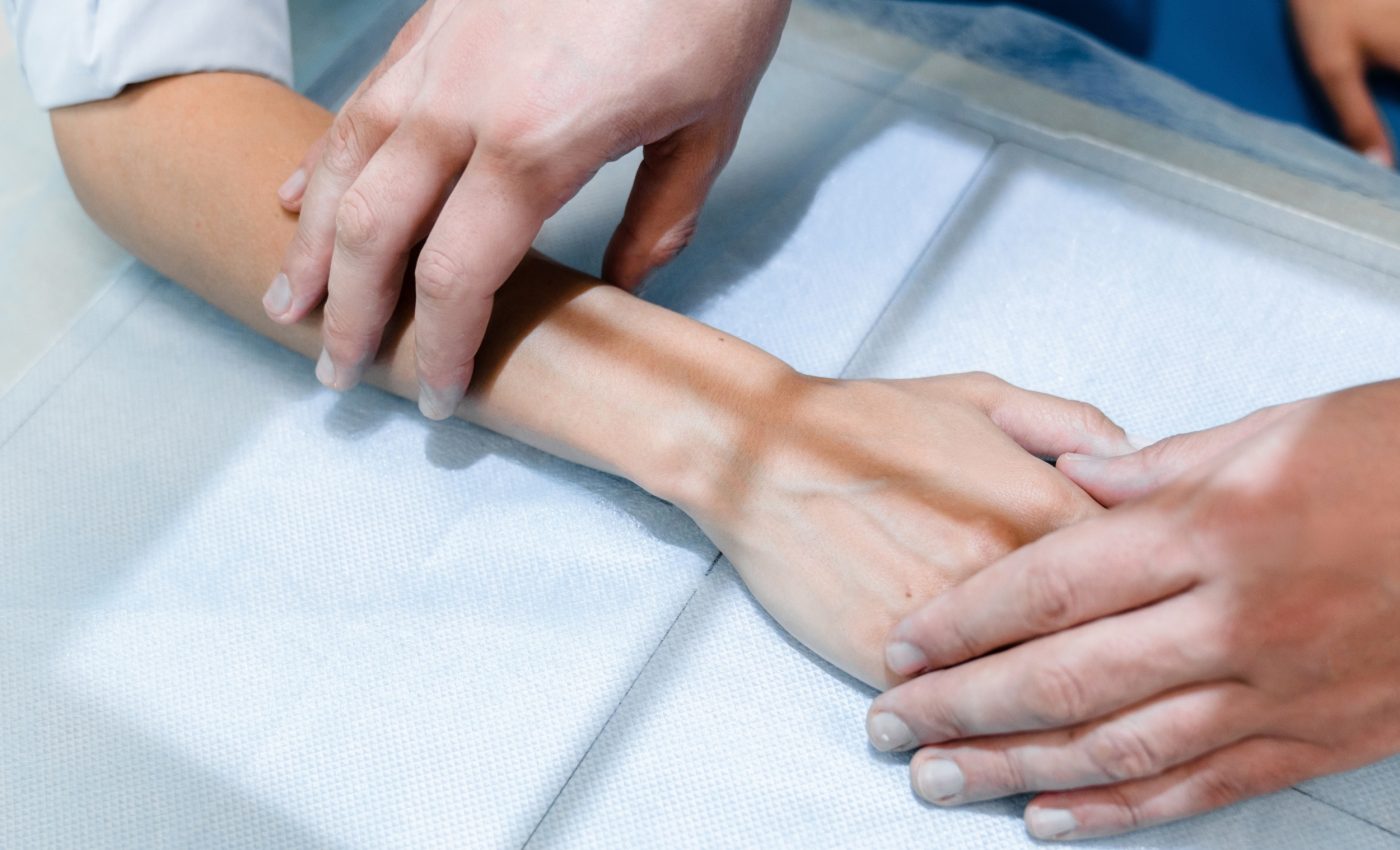 Loại thực phẩm quen thuộc âm thầm “rút ruột” xương, bác sĩ khuyên nên hạn chế ngay 19 kham xuong 2 1774934732820 17749347341761362603060