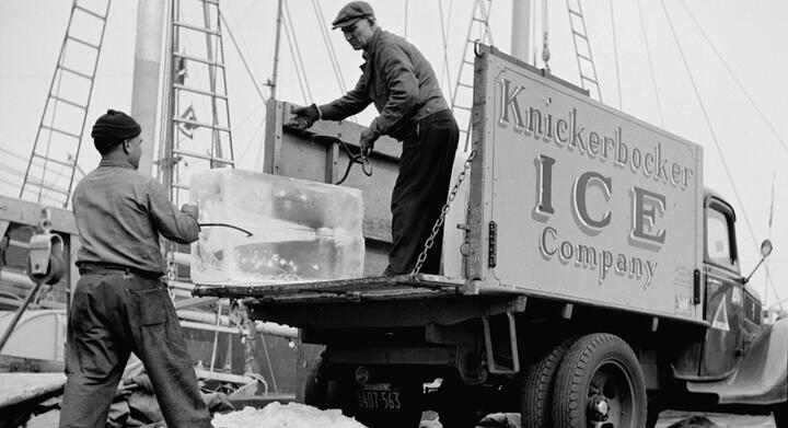 Vì sao người Mỹ uống nước đá quanh năm? 20 knickerbocker 14341680 1774956375577 17749563758801509759292