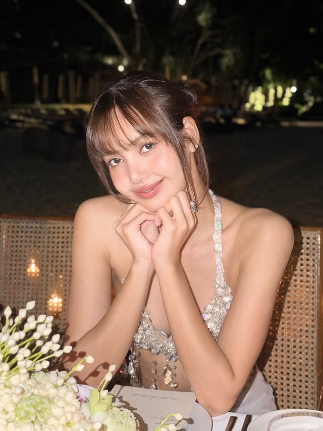 Lisa cứ như thế n&agrave;y th&igrave; ai m&agrave; chịu nổi!- Ảnh 2.