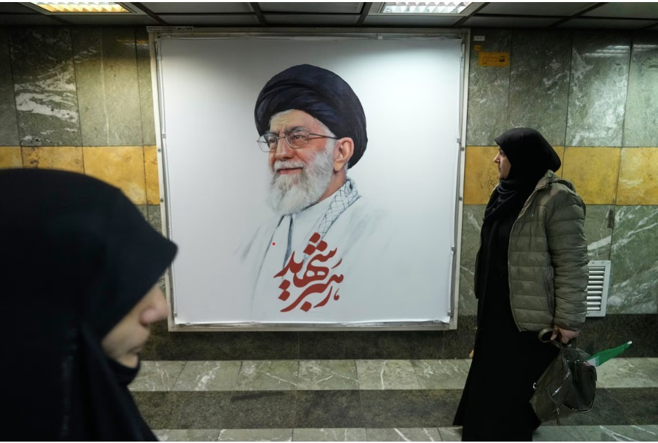 Cỗ m&aacute;y &aacute;m s&aacute;t của Israel v&agrave; c&ocirc;ng nghệ gi&aacute;n điệp hiện đại năm 2026 - Ảnh 1.