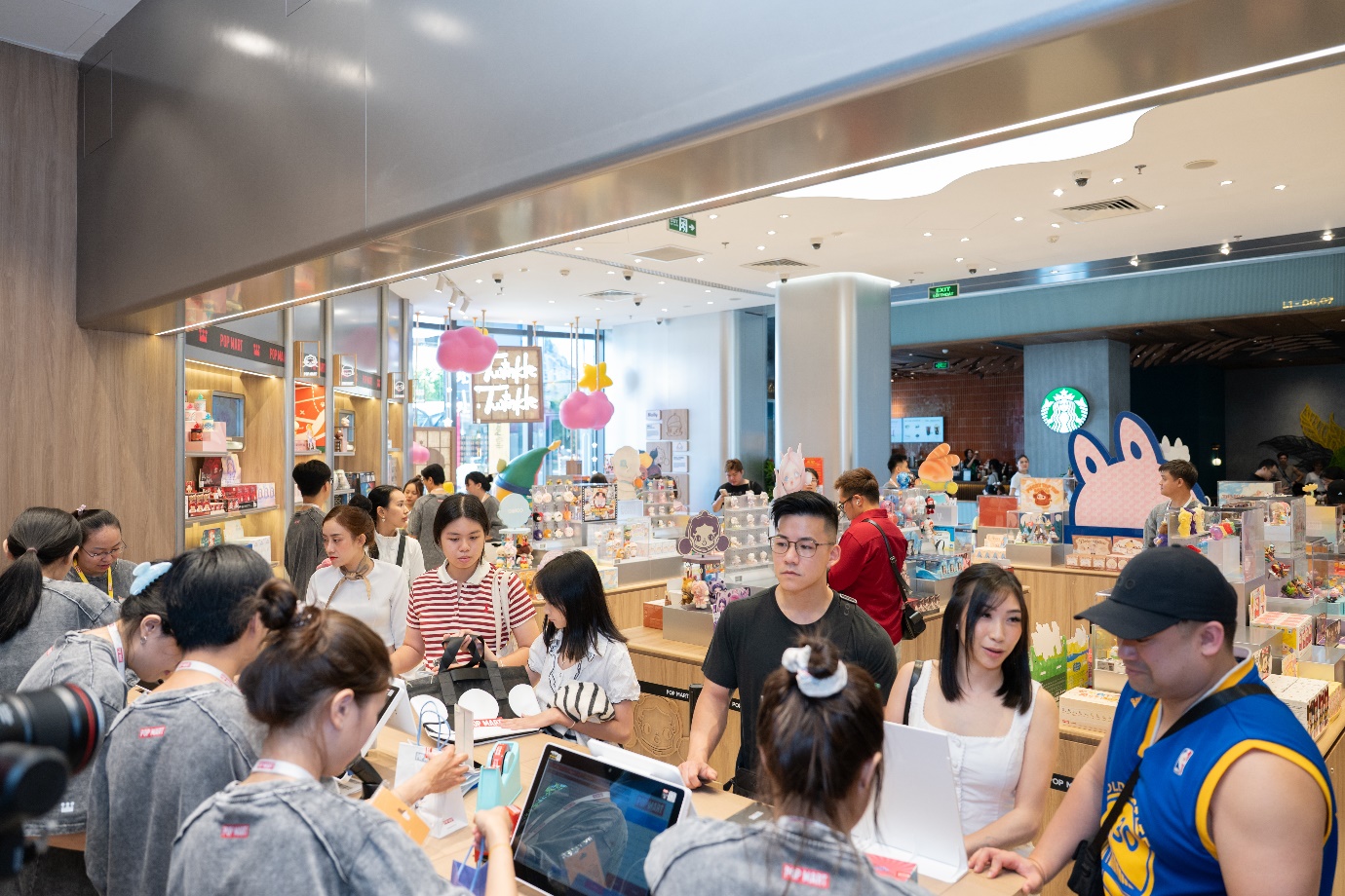 POP MART mở rộng mạng lưới tại Việt Nam với cửa hàng mới tại Thiso Mall Sala - Ảnh 3. POP MART mở rộng mạng lưới tại Việt Nam với cửa hàng mới tại Thiso Mall Sala - Ảnh 3.