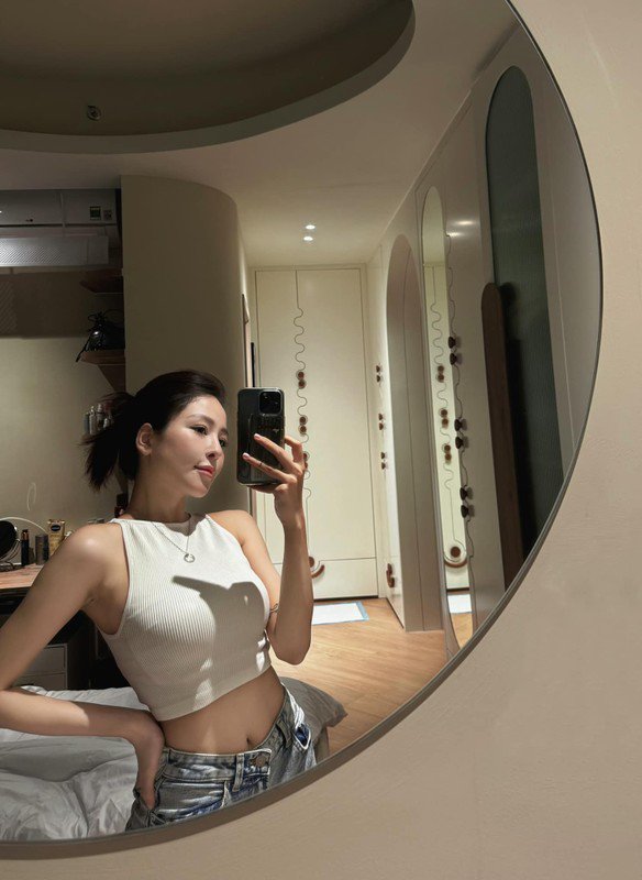 Nhan sắc "thơ ng&acirc;y" của hot girl World Cup Tr&acirc;m Anh thay đổi ra sao? - Ảnh 5.