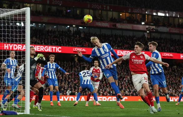 Arsenal v&agrave; thử th&aacute;ch tại th&agrave;nh phố biển - Ảnh 1.