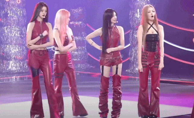 Mỹ nh&acirc;n &ldquo;hiểu chuyện đến đau l&ograve;ng&rdquo;: Nhan sắc thần th&aacute;i kh&ocirc;ng thua k&eacute;m c&ocirc;ng ch&uacute;a Kpop, phải l&ugrave;i bước để nhường spotlight- Ảnh 2.