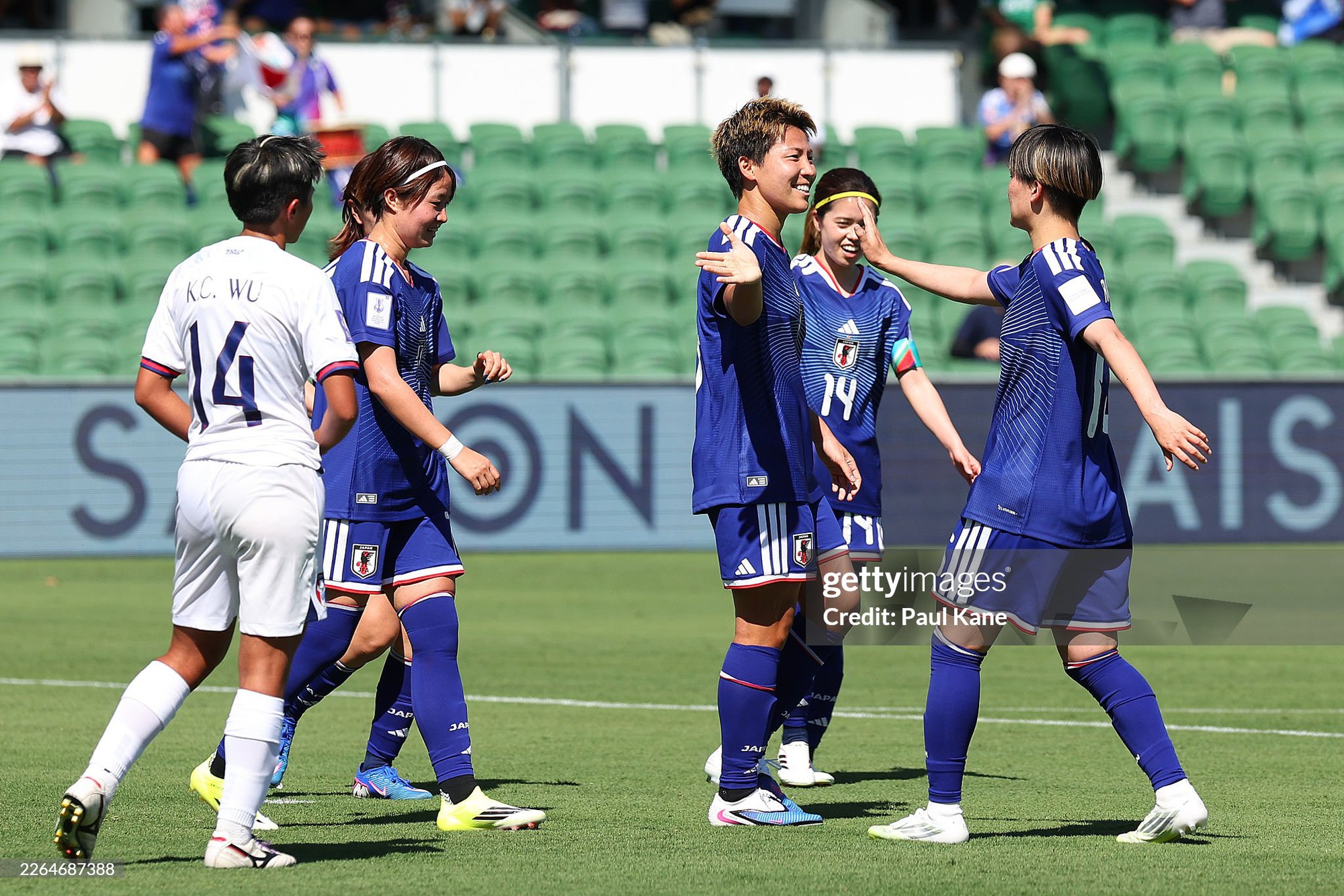 HLV Thái Lan gây khó khăn cho Nhật Bản, lộ diện đối thủ nặng ký tranh vé World Cup với tuyển Việt Nam - Ảnh 2. HLV Thái Lan gây khó khăn cho Nhật Bản, lộ diện đối thủ nặng ký tranh vé World Cup với tuyển Việt Nam - Ảnh 2.