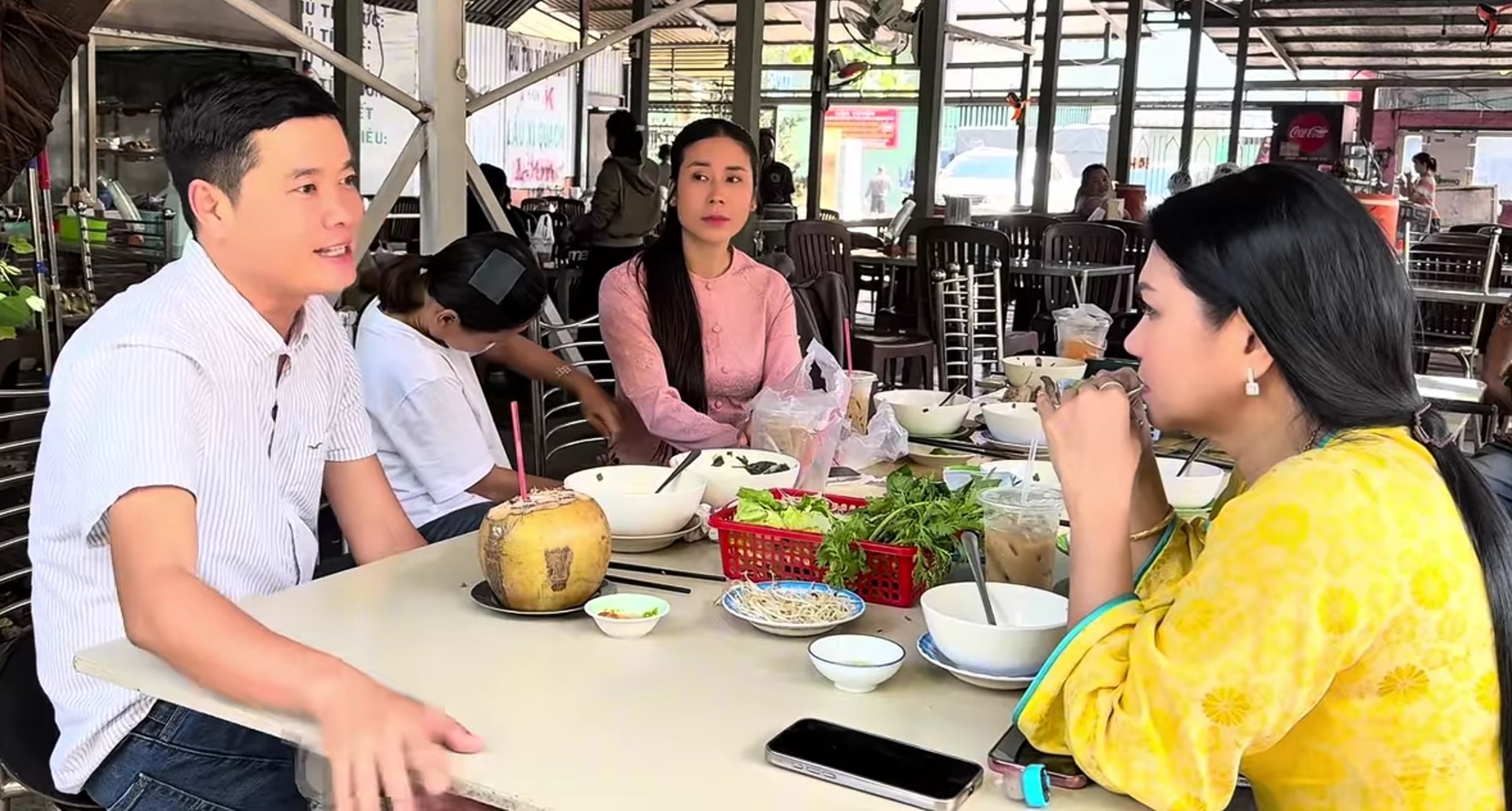 Tr&ugrave;m Điền Qu&acirc;n Khương Dừa mua 5 chỉ v&agrave;ng tặng vợ, sau v&agrave;i năm l&atilde;i đậm - Ảnh 1.