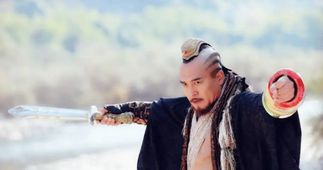 Kim Luân Pháp Vương bất ngờ "chỉ điểm" cho Dương Quá: Câu nói tưởng vô tình nhưng ẩn chứa thứ đáng sợ! - Ảnh 2. Kim Luân Pháp Vương bất ngờ "chỉ điểm" cho Dương Quá: Câu nói tưởng vô tình nhưng ẩn chứa thứ đáng sợ! - Ảnh 2.