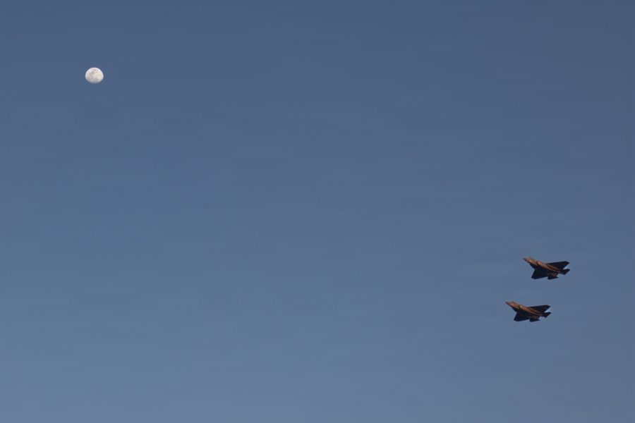 Tấn công Iran, kinh tế Mỹ thiệt hại “khôn lường” - Ảnh 3. Tấn công Iran, kinh tế Mỹ thiệt hại “khôn lường” - Ảnh 2.