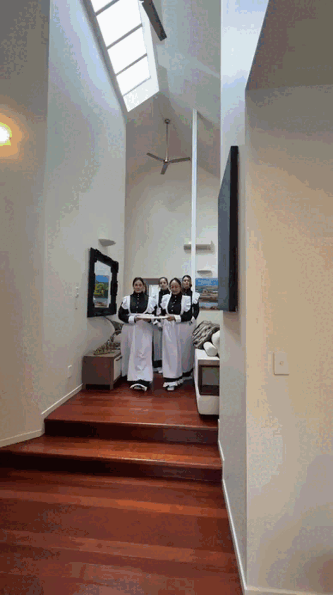 Đại gia ch&acirc;u &Acirc;u si m&ecirc; nữ nghệ sĩ Việt cao 1m5, qua 1 lần đ&ograve;, cung phụng như b&agrave; ho&agrave;ng - Ảnh 7.