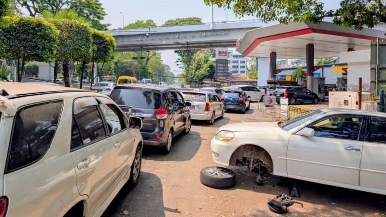 H&agrave;ng loạt 'đại gia dầu mỏ' Trung Đ&ocirc;ng dừng giao h&agrave;ng, Đ&ocirc;ng Nam &Aacute; quay cuồng t&igrave;m kiếm giải ph&aacute;p thay thế nguồn cung - Ảnh 3.