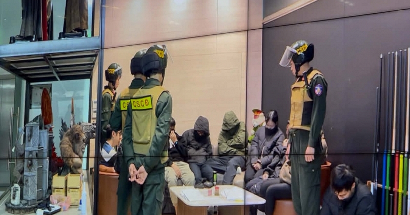 Người Thỏ của X&ocirc;i Lạc TV lộ mặt sau 10 năm ẩn danh, n&oacute;i về c&aacute;t x&ecirc;: "'T&ocirc;i được trả 300 ngh&igrave;n đồng cho một trận b&igrave;nh luận'&rdquo; - Ảnh 4.