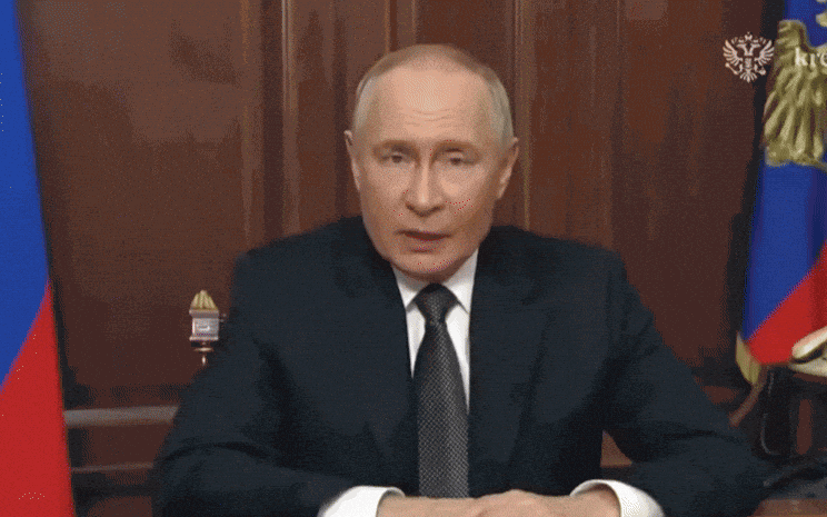 Lần đầu ti&ecirc;n trong lịch sử: Cận cảnh F-35 kh&ocirc;ng chiến, bắn hạ chiến đấu cơ Iran - H&eacute; lộ v&aacute;n cược tỷ đ&ocirc; của Tehran - Ảnh 4.