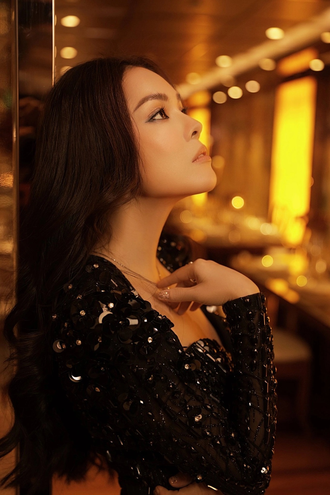 Nữ diễn vi&ecirc;n Việt nổi tiếng: T&igrave;nh duy&ecirc;n lận đận, li&ecirc;n tiếp gặp biến cố, kiệt sức phải nhập viện - Ảnh 3.