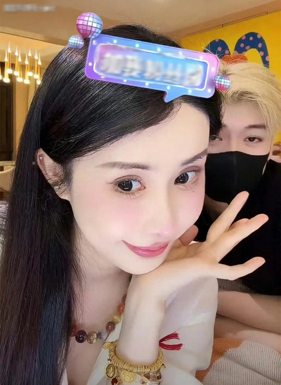 Thợ gội đầu y&ecirc;u thiếu gia, ly h&ocirc;n nhận bồi thường 22 tỷ l&agrave; &ldquo;đập mặt x&acirc;y lại&rdquo;: Giờ th&agrave;nh ph&uacute; b&agrave; nổi tiếng - Ảnh 5.