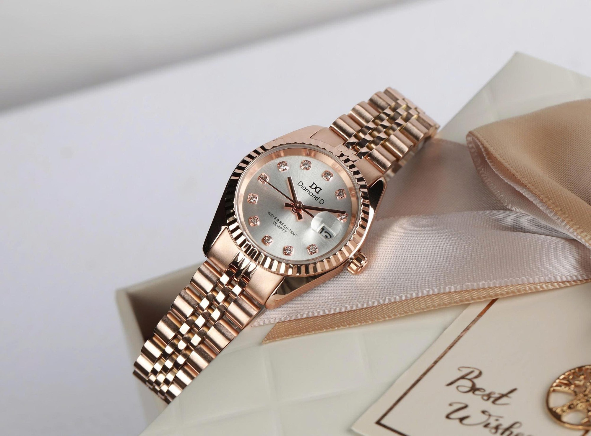 Đăng Quang Watch ra mắt BST Diamond D 2026: Vẻ đẹp vĩnh cửu d&agrave;nh tặng ph&aacute;i đẹp nh&acirc;n ng&agrave;y 08/03 - Ảnh 1.