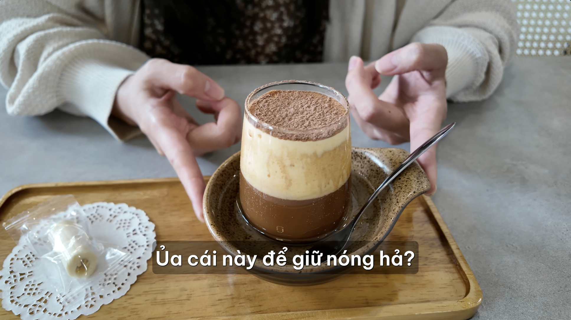 Kh&aacute;ch H&agrave;n sang Việt Nam nhịn tiền xe, cuốc bộ chỉ để mua được thứ nước g&acirc;y nghiện n&agrave;y - Ảnh 7.