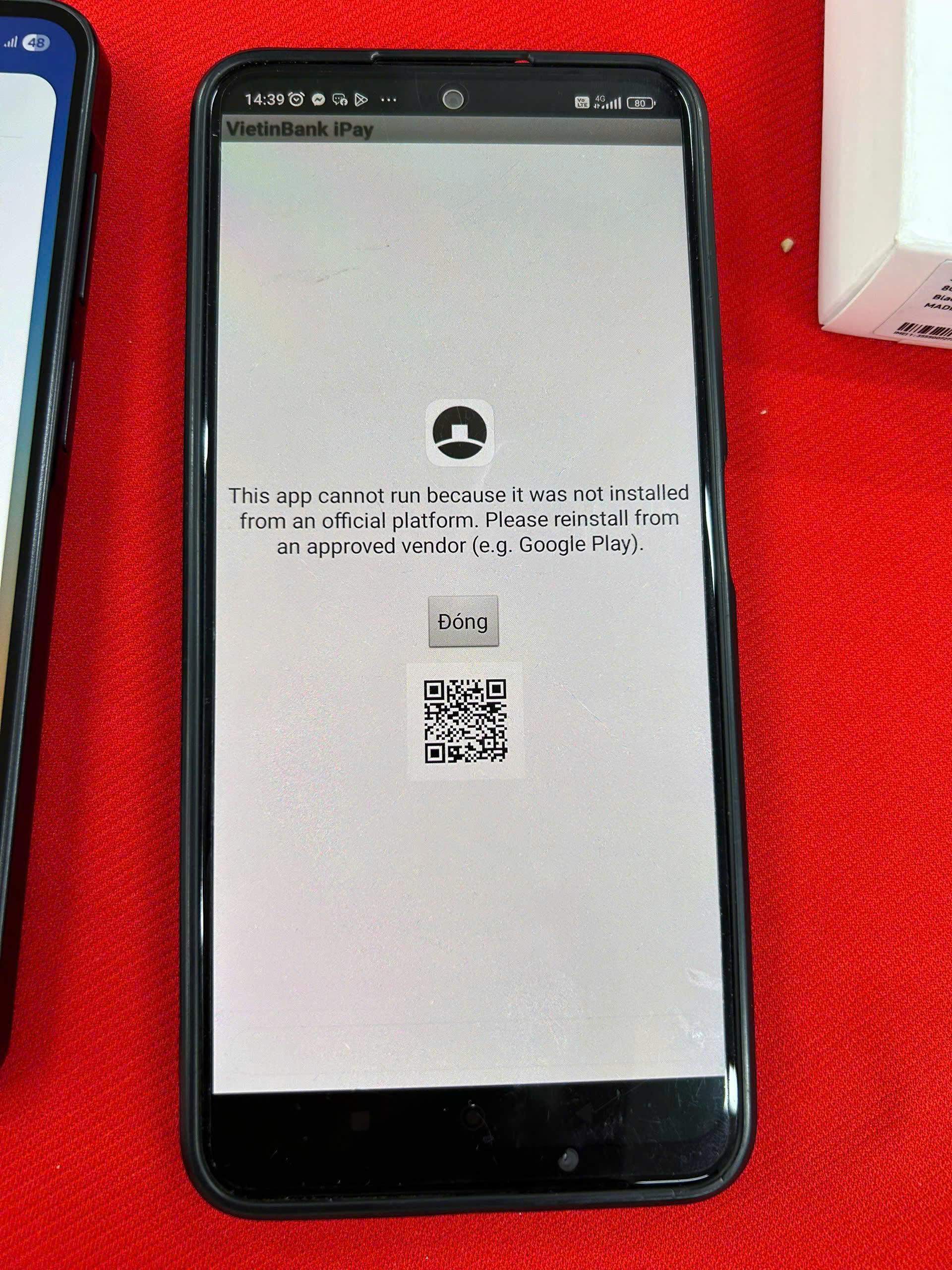 Nhiều người t&aacute; hỏa v&igrave; ứng dụng ng&acirc;n h&agrave;ng bị kh&oacute;a Do rủi ro bảo mật - Ảnh 3.