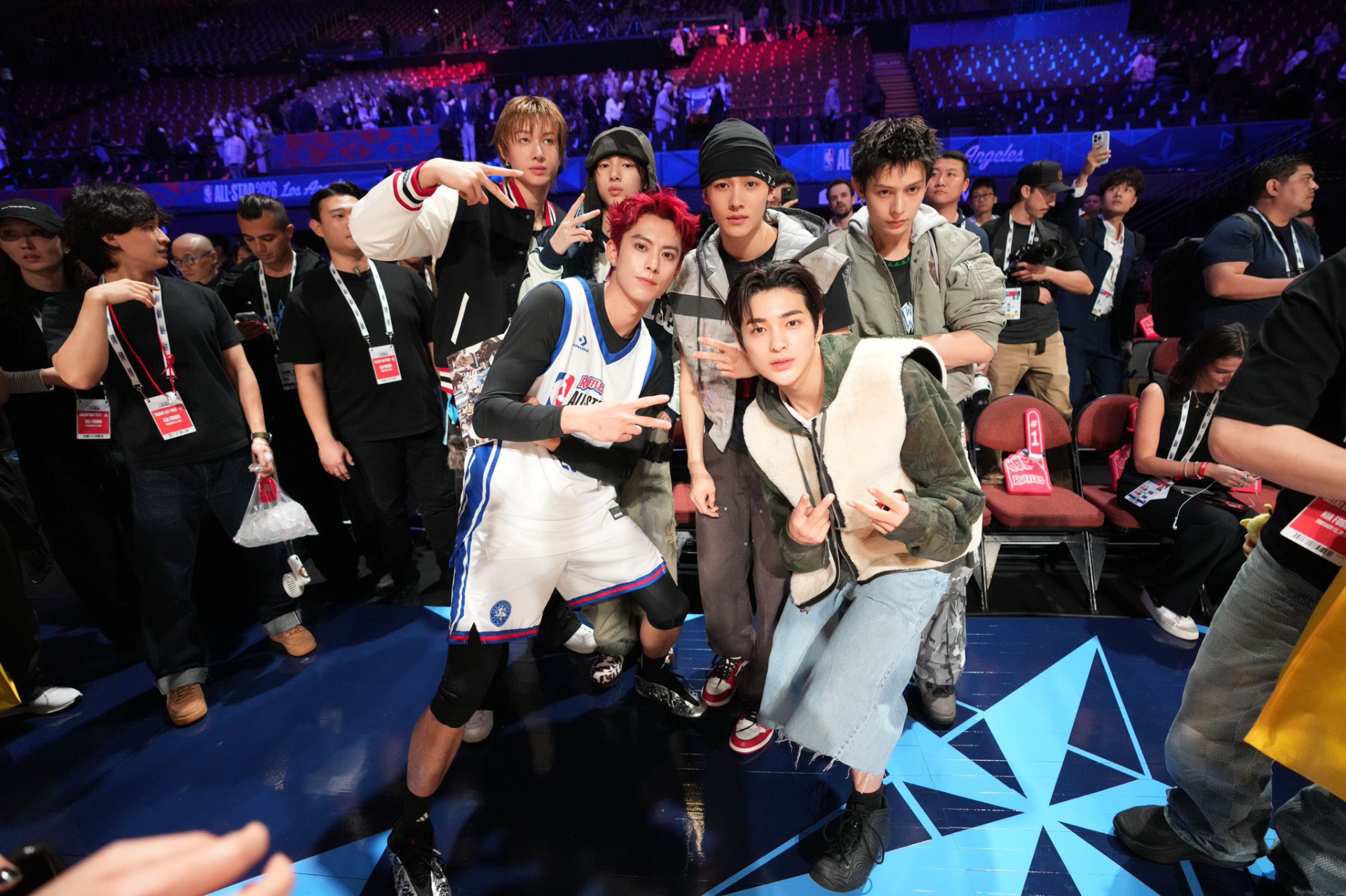 Hội mỹ nam hot nhất hiện tại diễn ở Nh&agrave; Xanh: Nhạc hay đẹp đều cả nh&oacute;m, 10 triệu fan chỉ l&agrave; chuyện nhỏ- Ảnh 5.