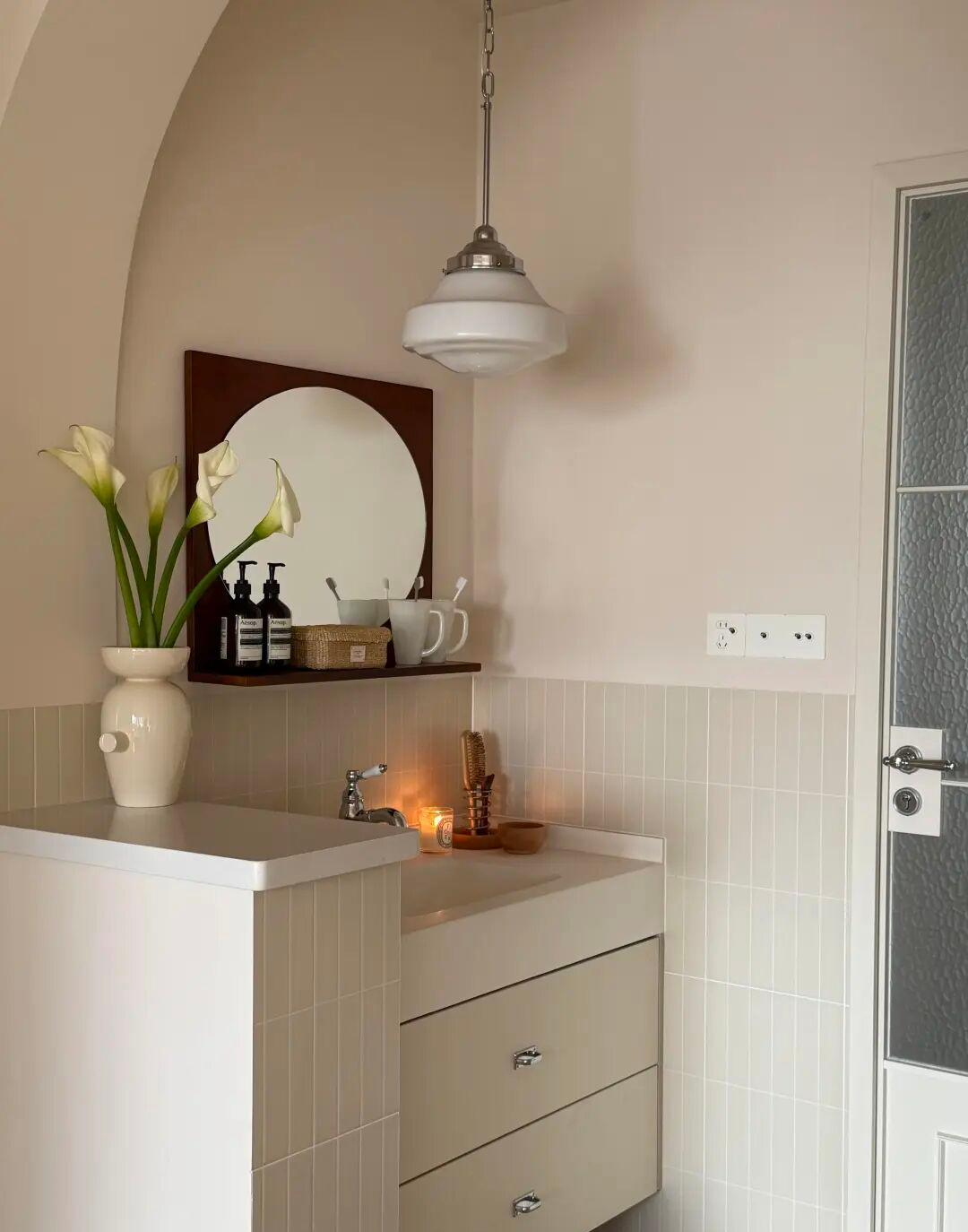 Nhiều gia đ&igrave;nh bắt đầu bỏ bồn rửa mặt trong ph&ograve;ng tắm: Sau khi xem thiết kế n&agrave;y, t&ocirc;i mới hiểu v&igrave; sao xu hướng đang thay đổi - Ảnh 6.