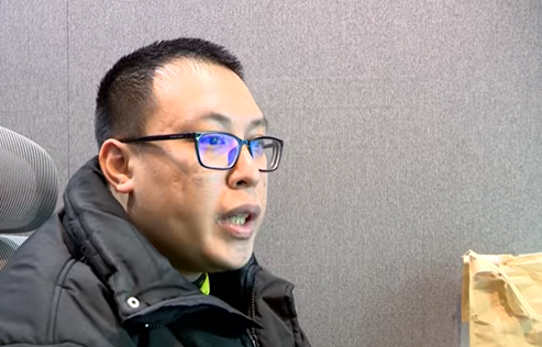 Vụ X&ocirc;i Lạc TV: B&igrave;nh luận vi&ecirc;n b&oacute;ng đ&aacute; "lậu" c&oacute; phải l&agrave; đồng phạm? - Ảnh 2.