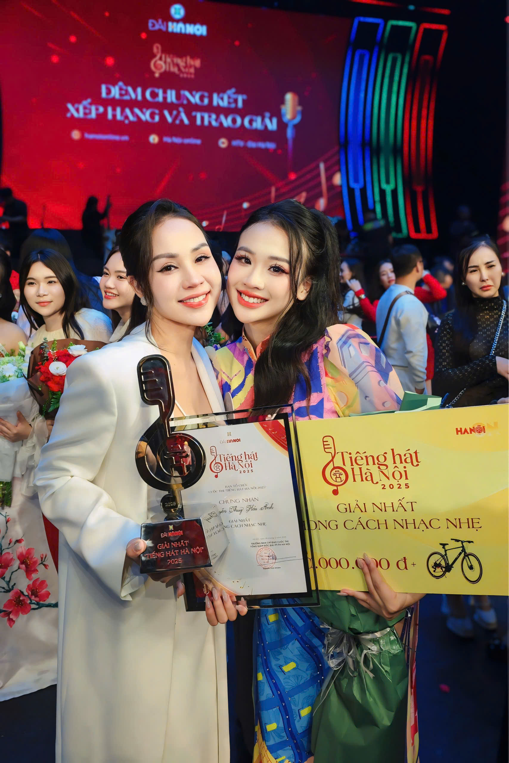 Nữ sinh 17 tuổi Nguyễn Thụy Hải Anh ra album "Chạm v&agrave;o giấc mơ" sau giải thưởng lớn- Ảnh 3.