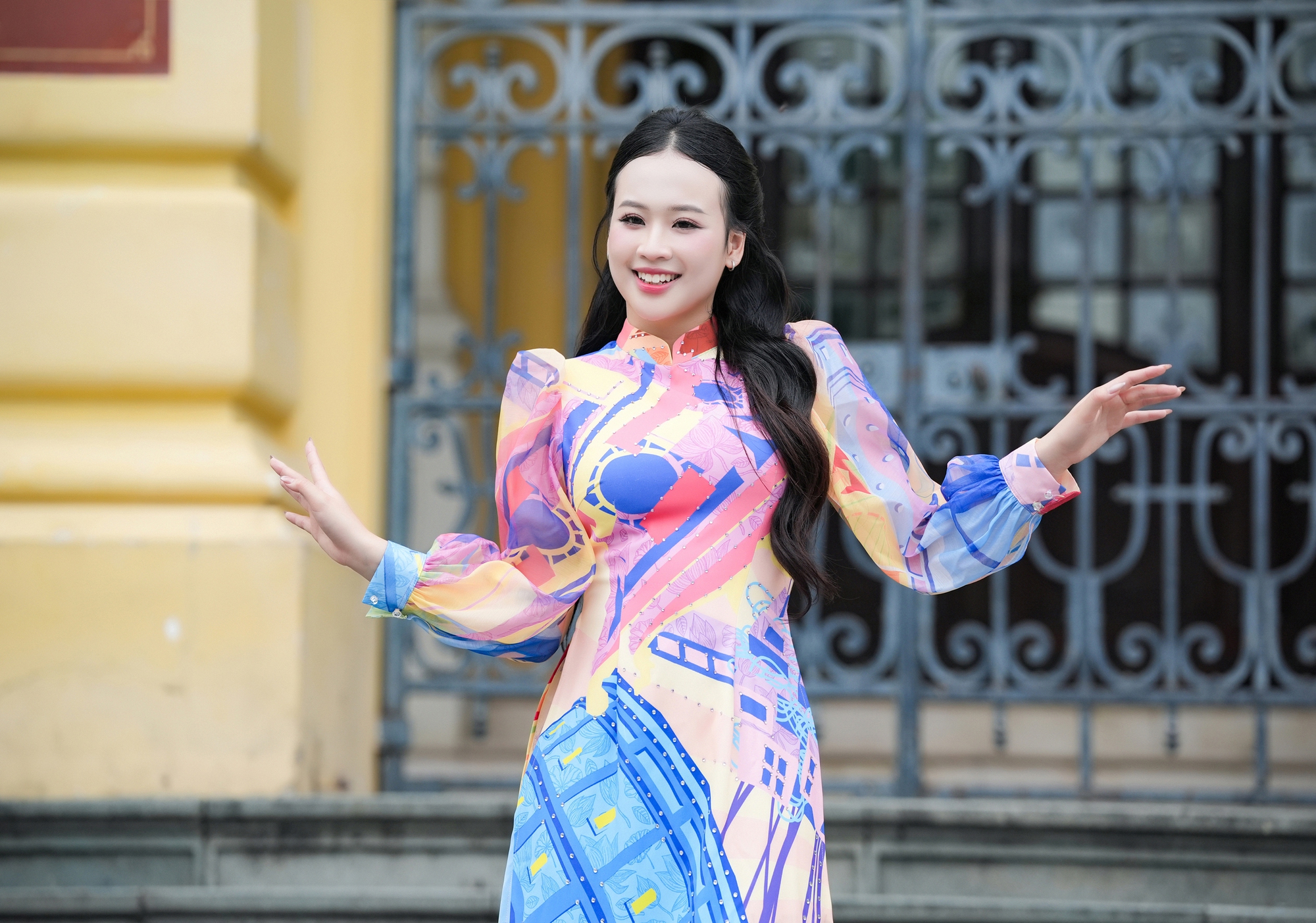 Nữ sinh 17 tuổi Nguyễn Thụy Hải Anh ra album "Chạm v&agrave;o giấc mơ" sau giải thưởng lớn- Ảnh 5.