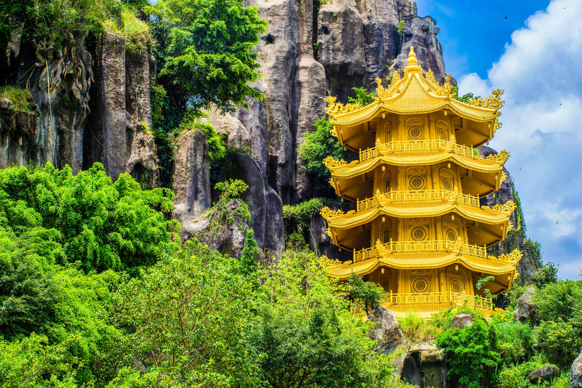 KDL Đại Nam của vợ chồng b&agrave; Nguyễn Phương Hằng tung tiếp th&ocirc;ng b&aacute;o đặc biệt li&ecirc;n quan đến khu đền rộng 5.000m2- Ảnh 2.