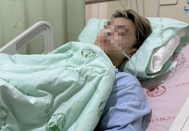 Người đàn ông 50 tuổi mắc cùng lúc 2 loại ung thư, cơ thể chứa đầy “chất độc vĩnh cửu”: Thủ phạm có thể đến từ vật dụng quen thuộc trong bếp - Ảnh 1.